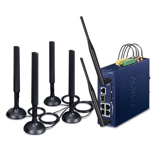 Промышленный шлюз 5G NR (1 порт 1000X SFP, 4 порта 10/100/1000BASE-T)